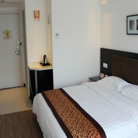Super 8 Hotel Chaoyang Park South Dongfeng Road Beijing Luaran gambar